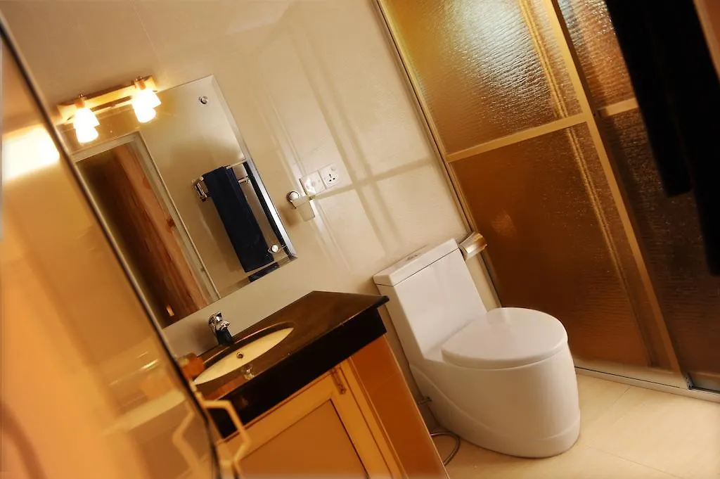 Sanoreech Hotel Negombo