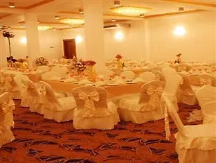 Sanoreech Hotel Negombo